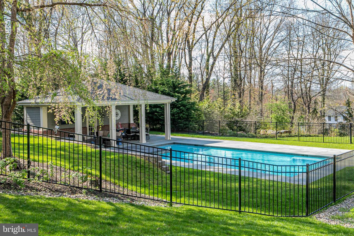 46 Heather Ln