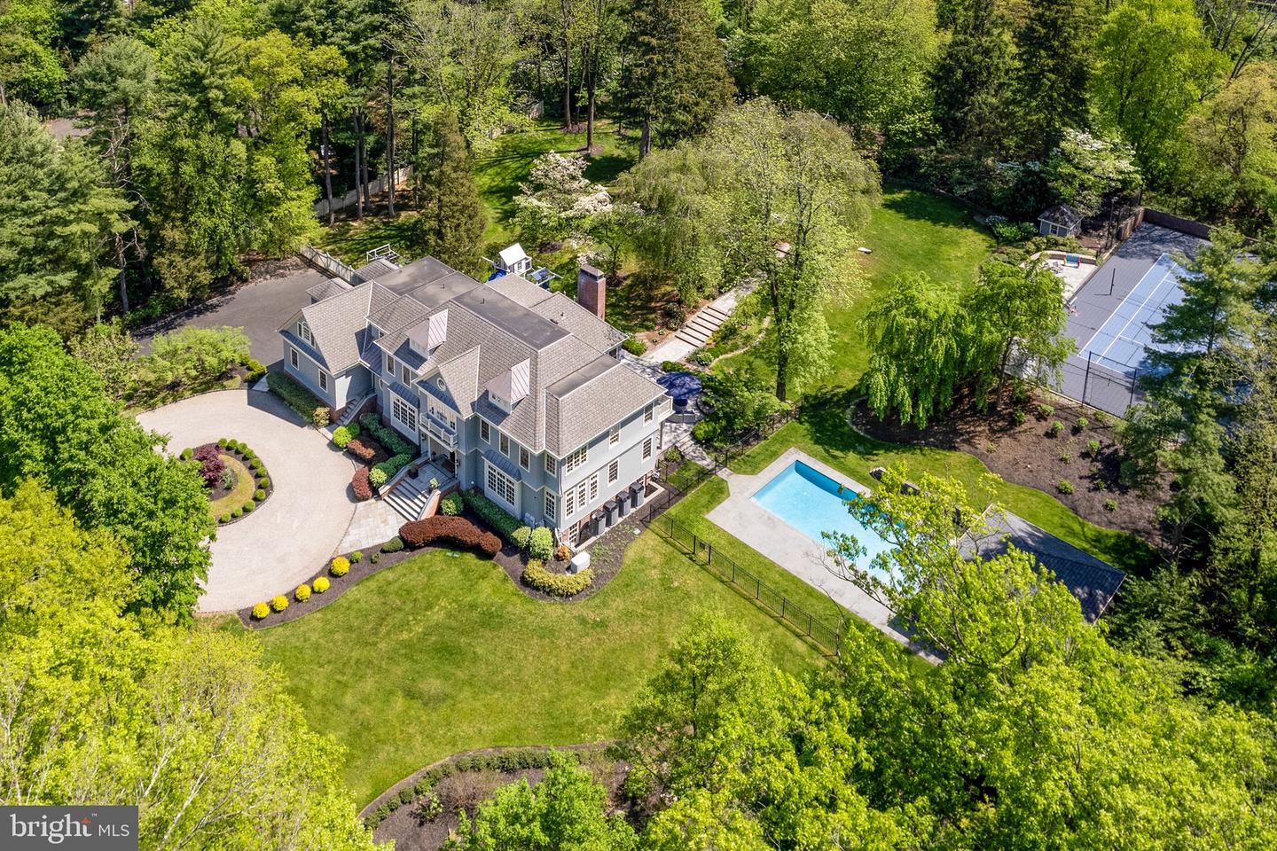46 Heather Ln
