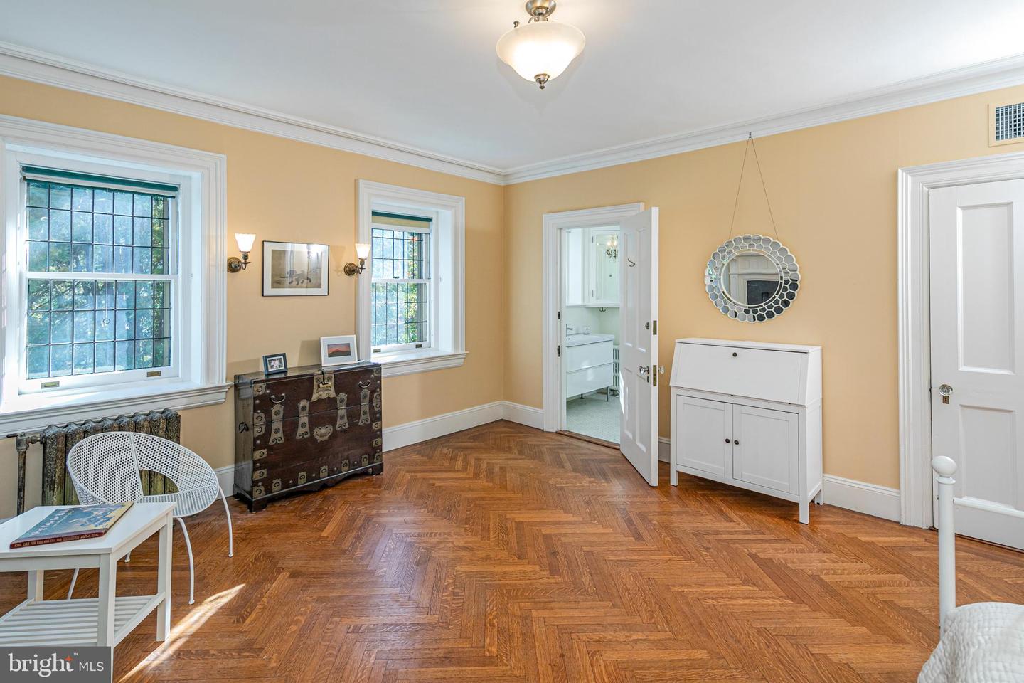 32 Hodge Rd