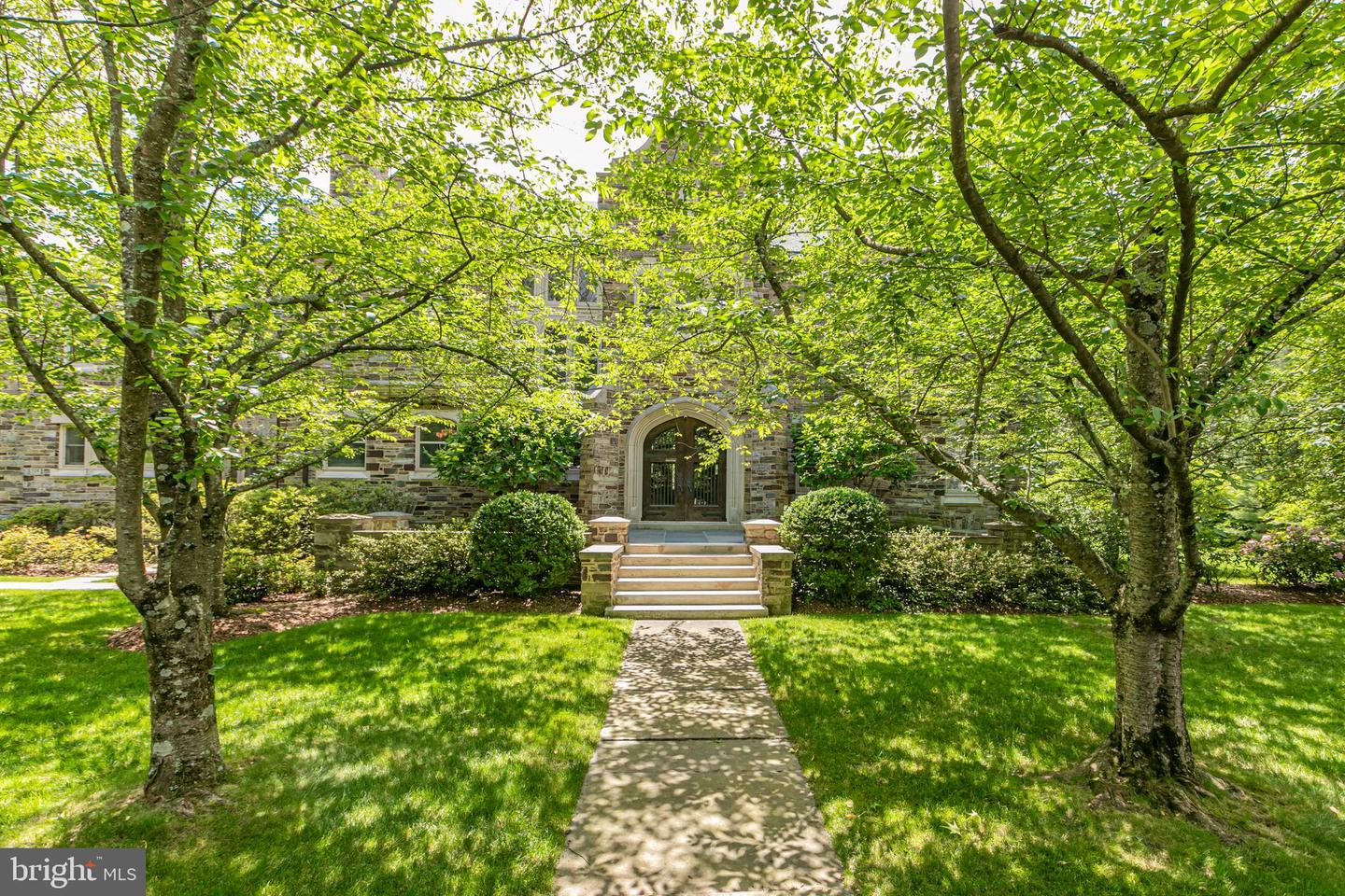 32 Hodge Rd