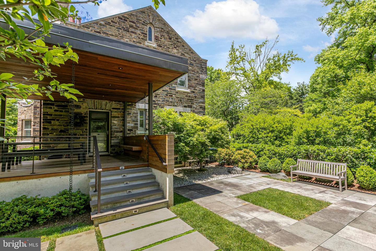 32 Hodge Rd