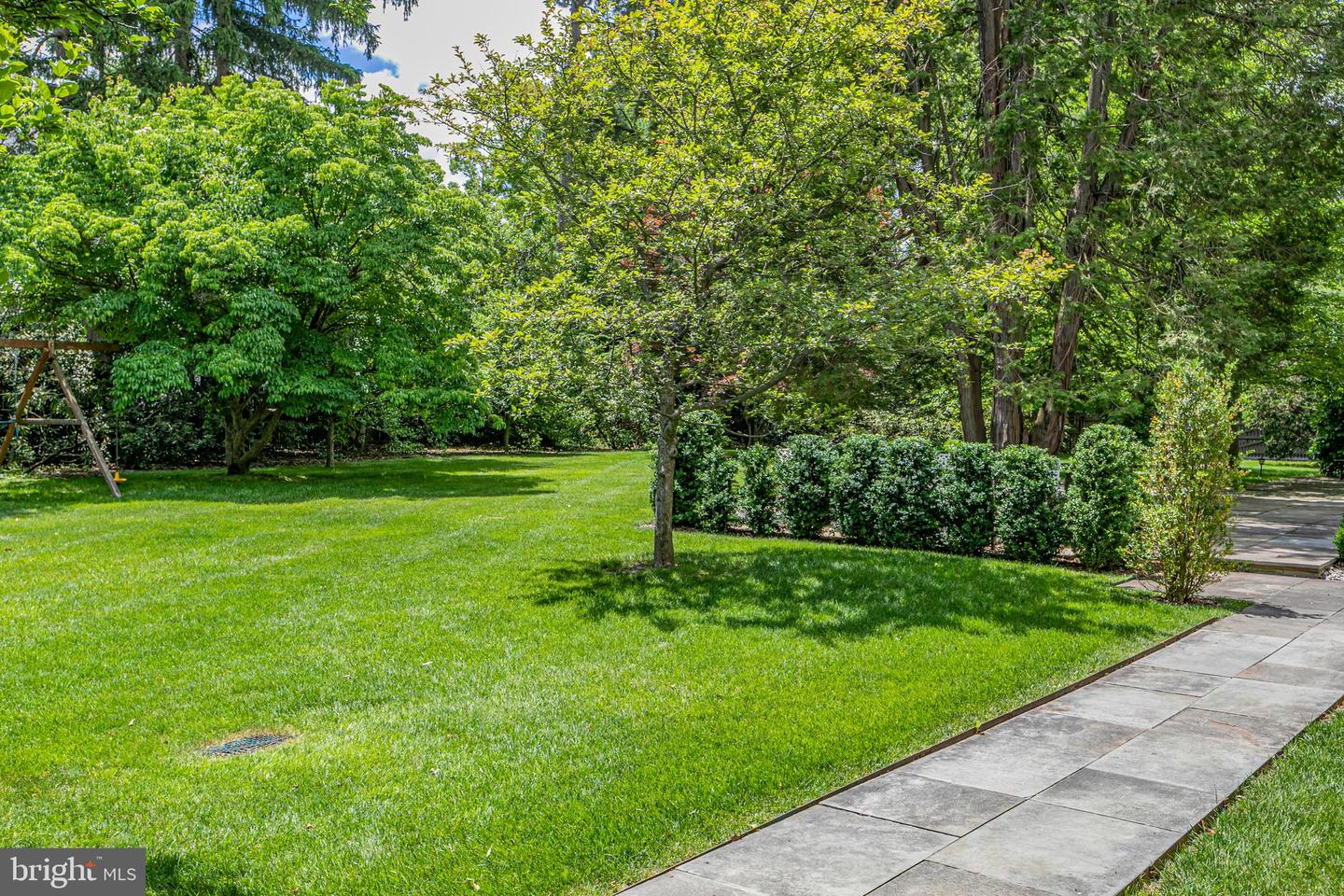 32 Hodge Rd