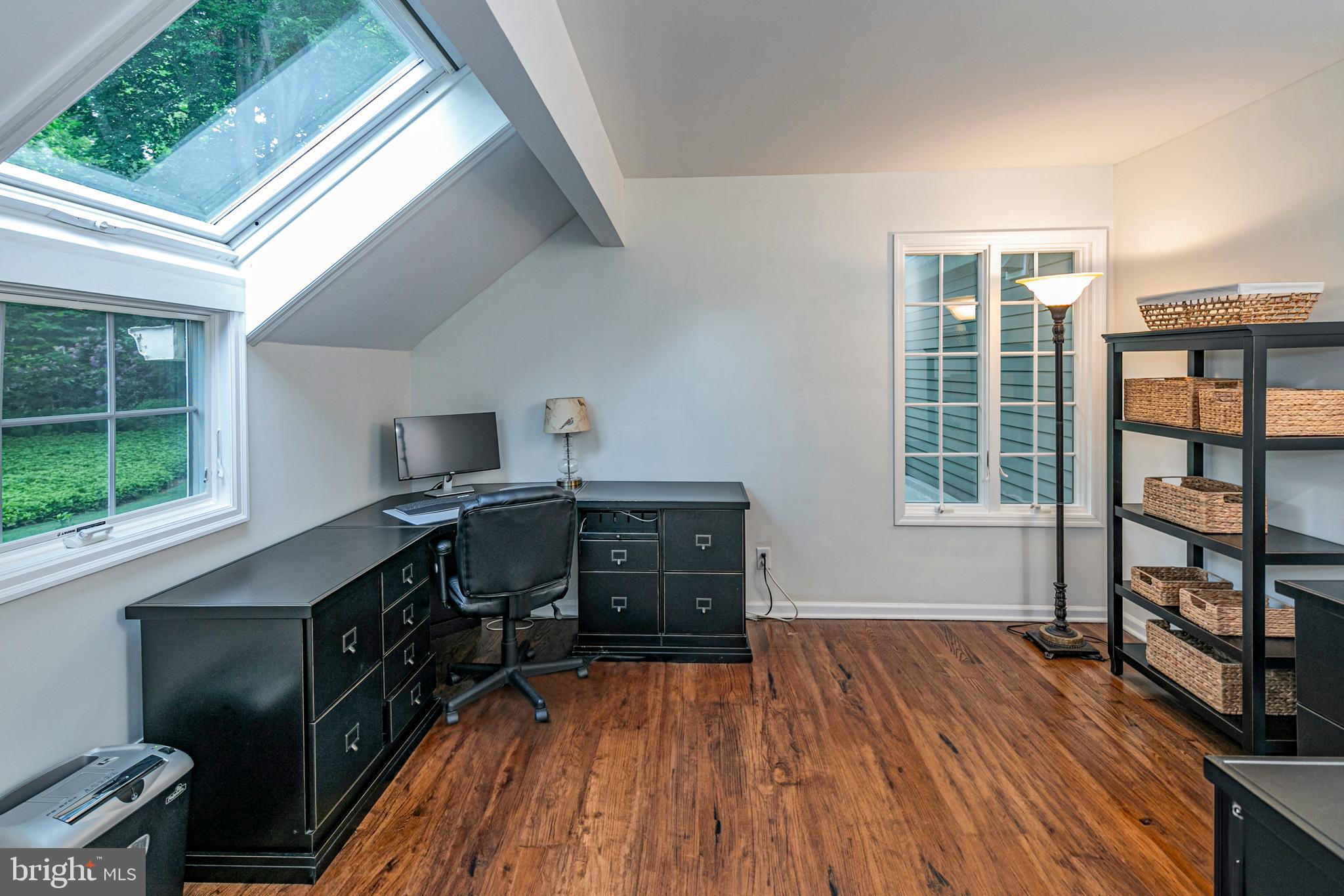 226 Riverside Dr