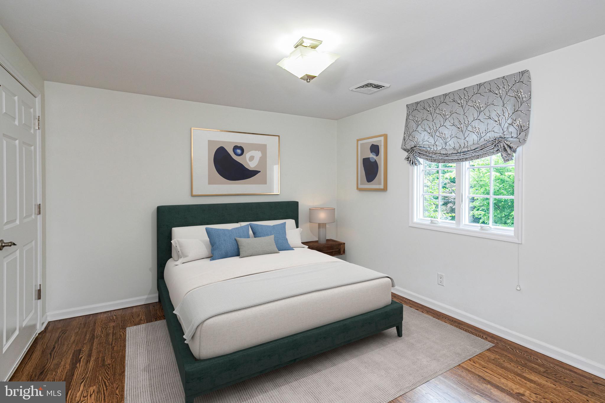 226 Riverside Dr