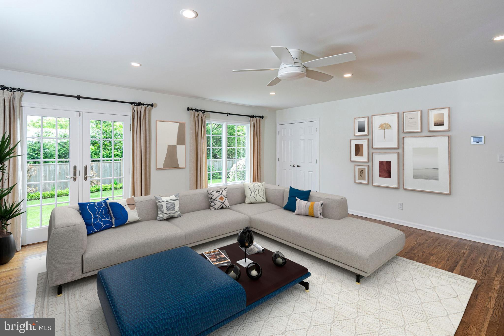 226 Riverside Dr