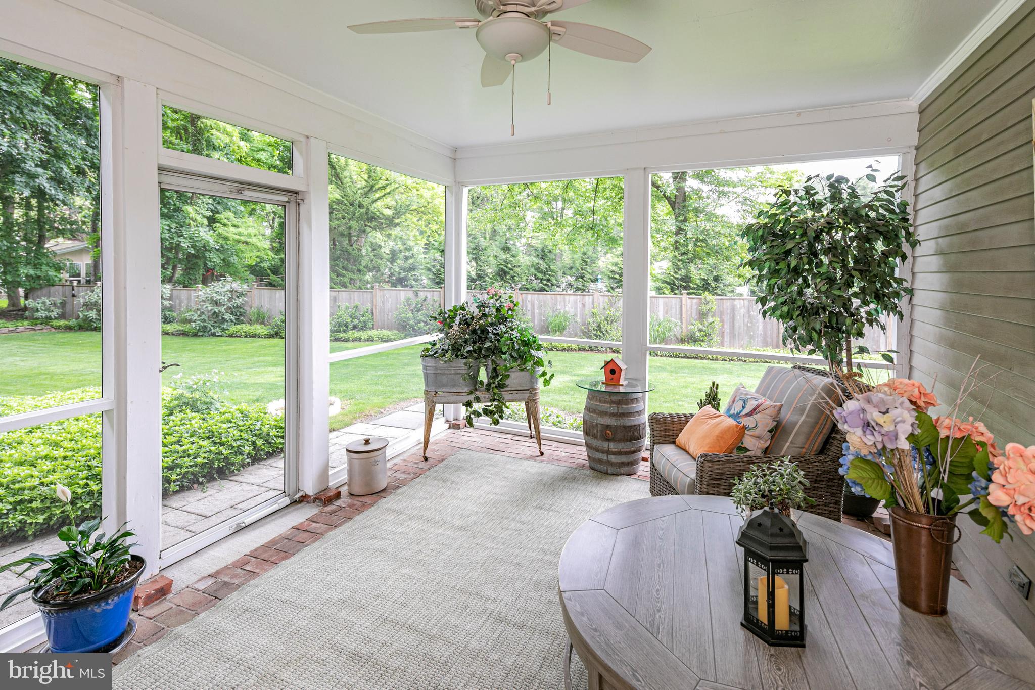 226 Riverside Dr