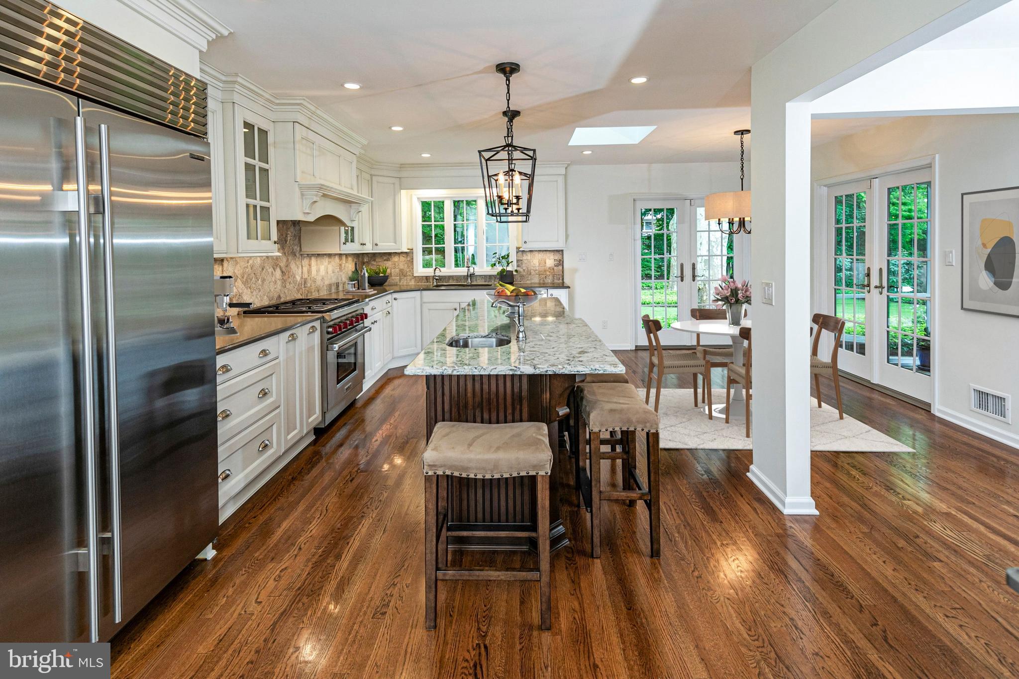 226 Riverside Dr