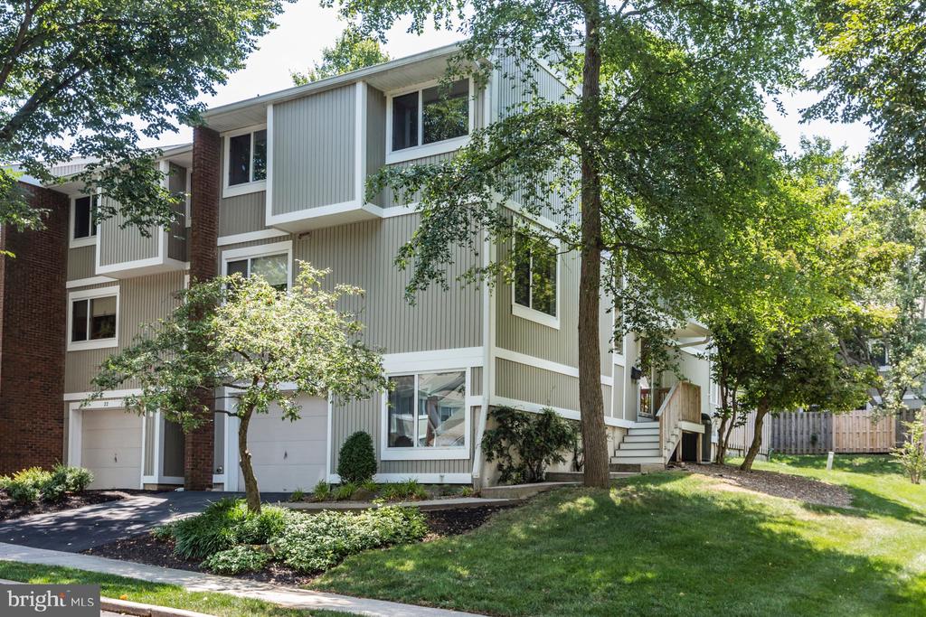 20 GORDON WAY