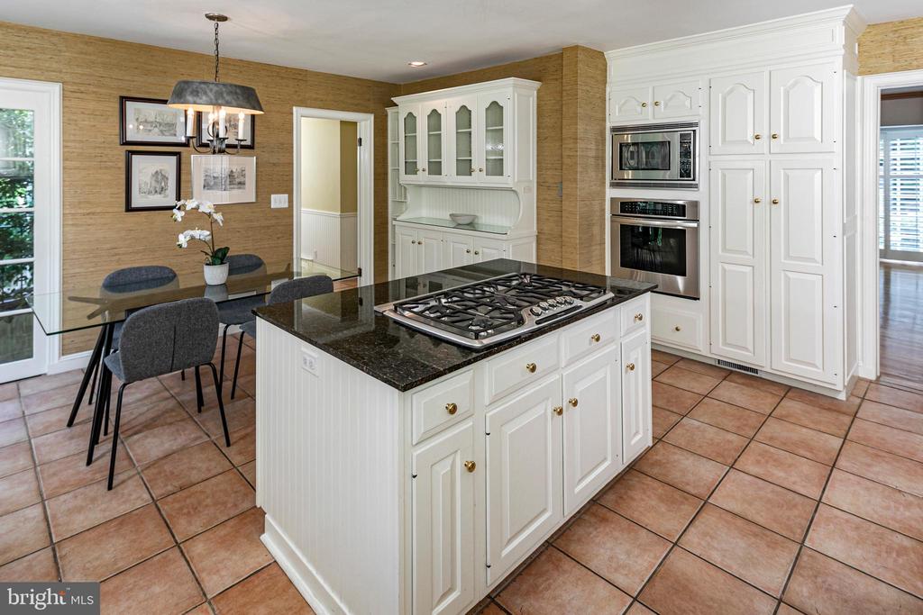 57 HODGE RD