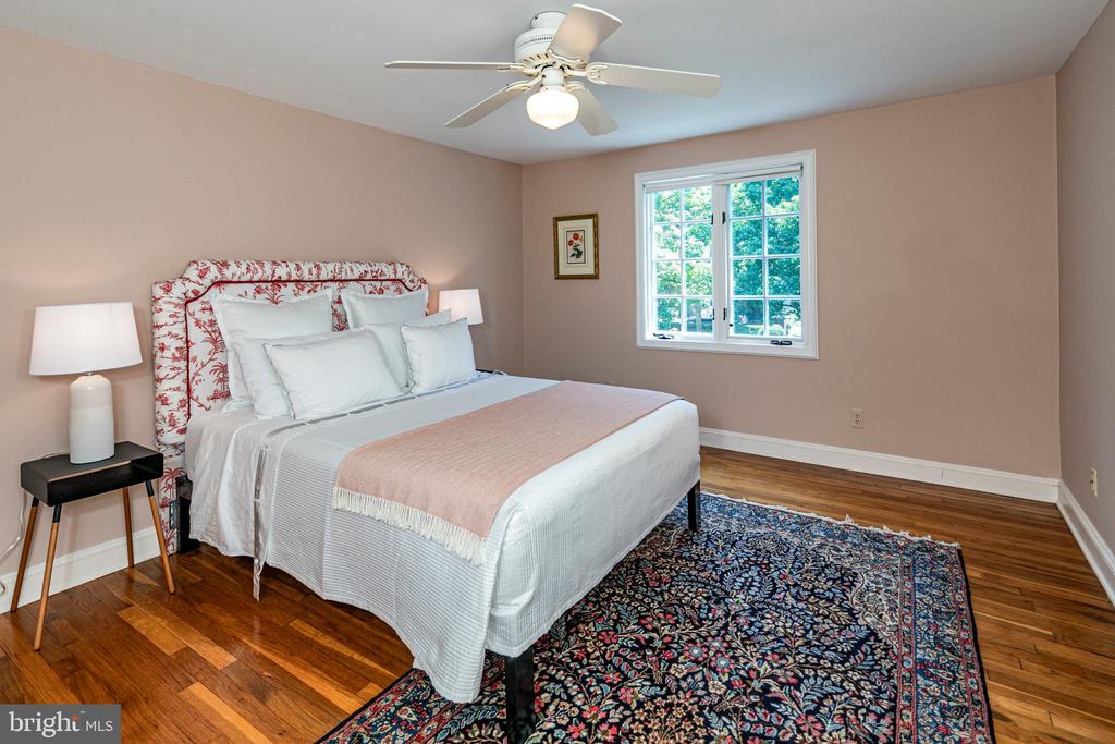 57 HODGE RD