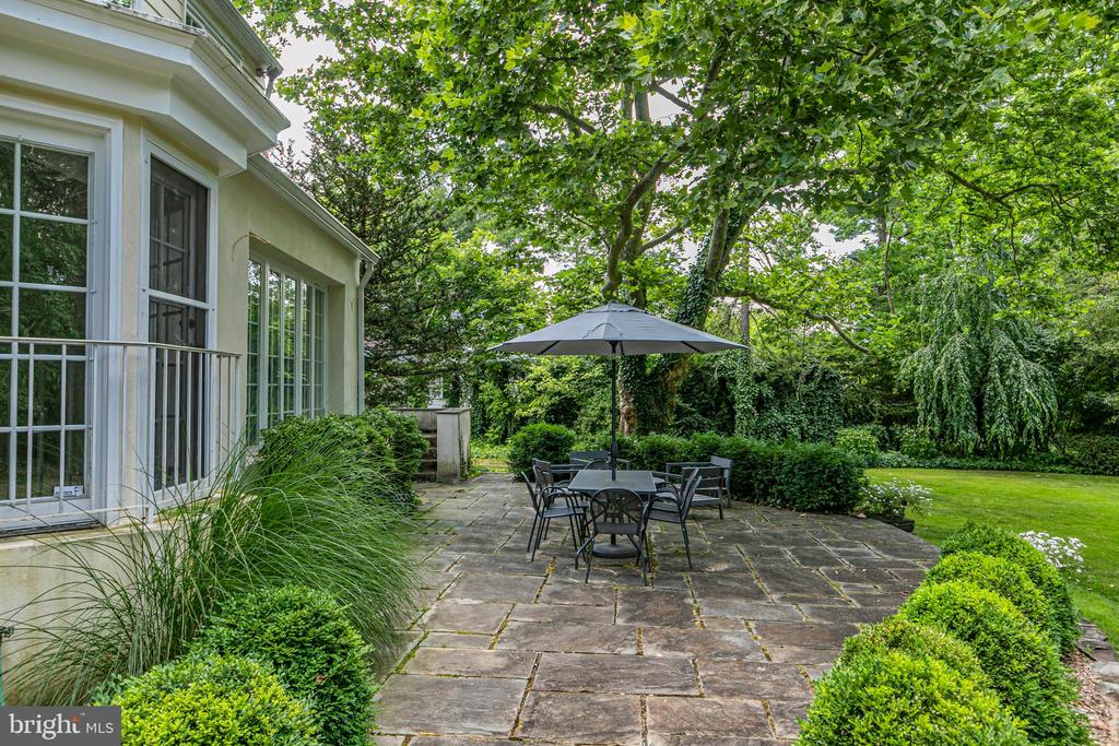 57 HODGE RD