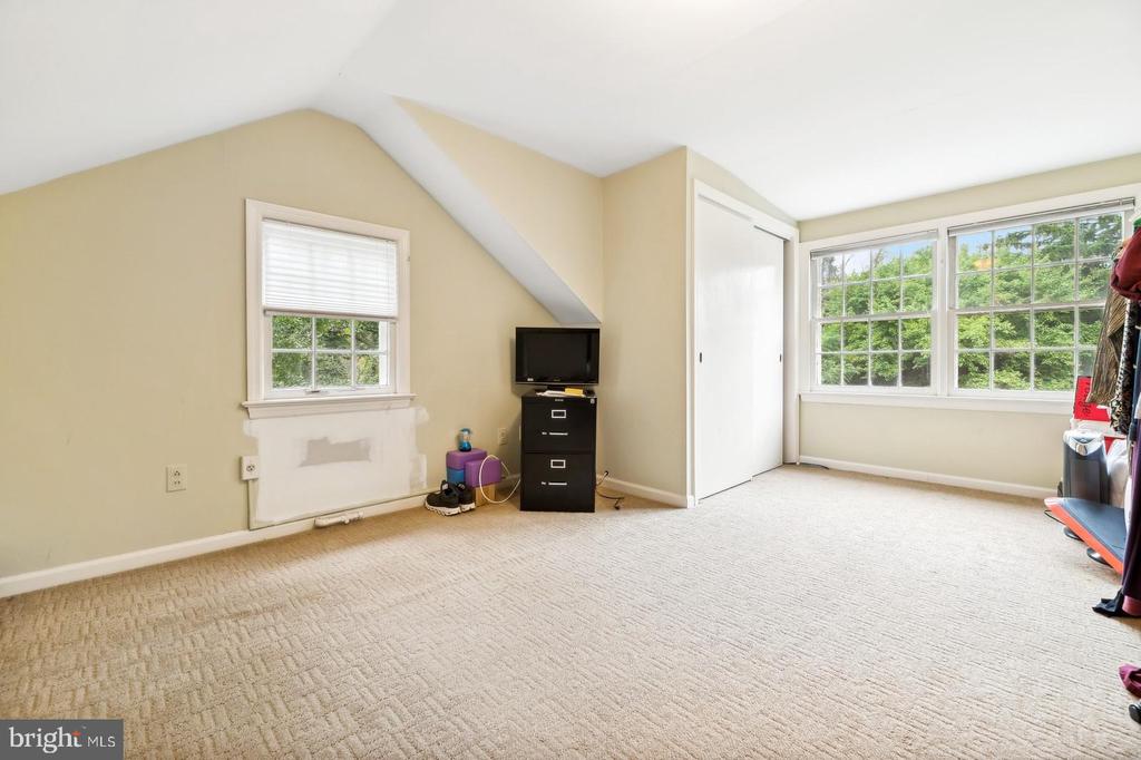 81 Westcott Rd