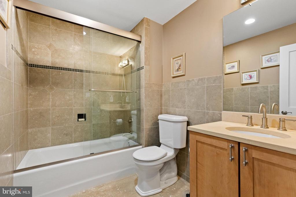 3 Highland Rd