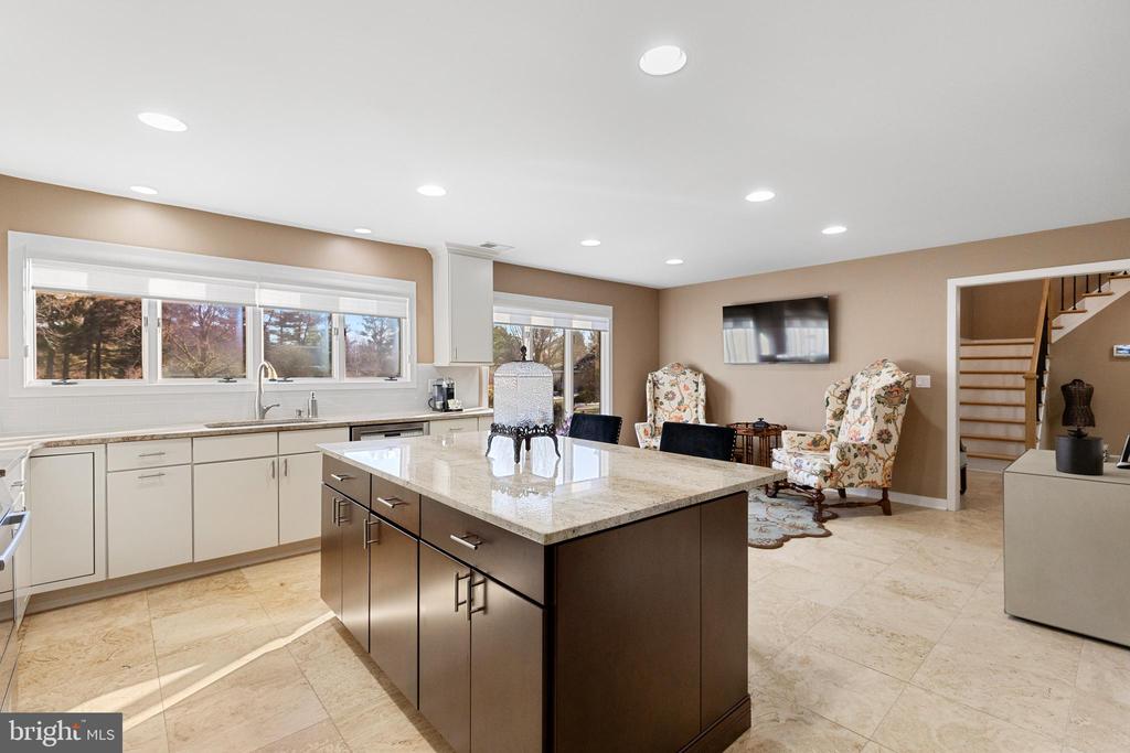 3 Highland Rd