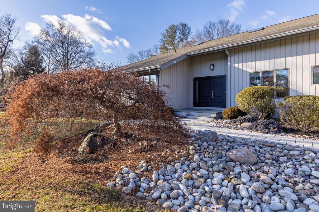 3 Highland Rd