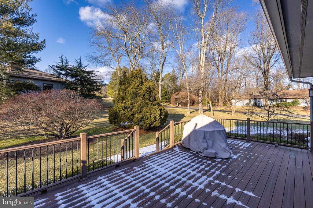 3 Highland Rd
