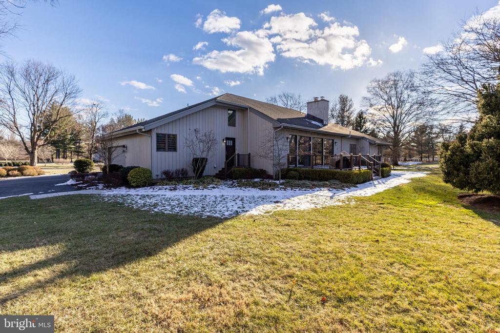 3 Highland Rd