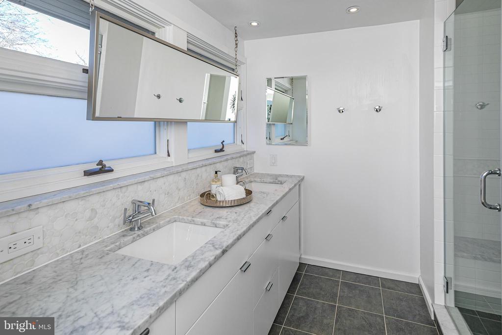 74 Allison Rd
