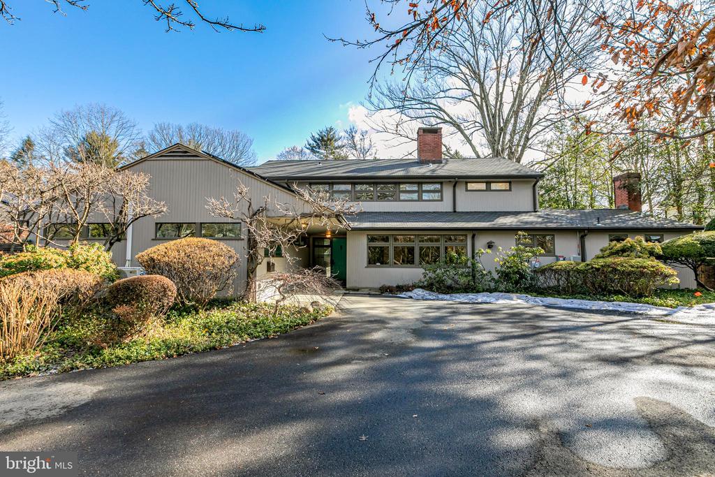 74 Allison Rd