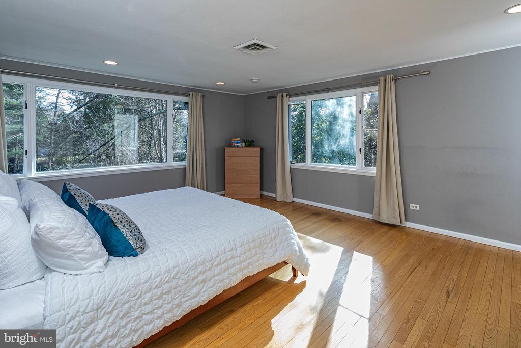 74 Allison Rd