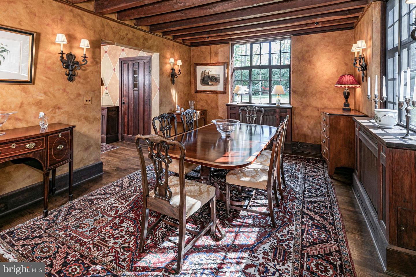 155 Hodge Rd