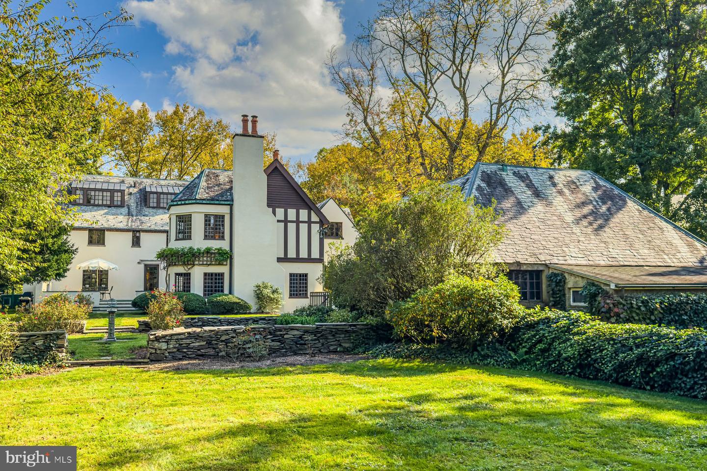 155 Hodge Rd