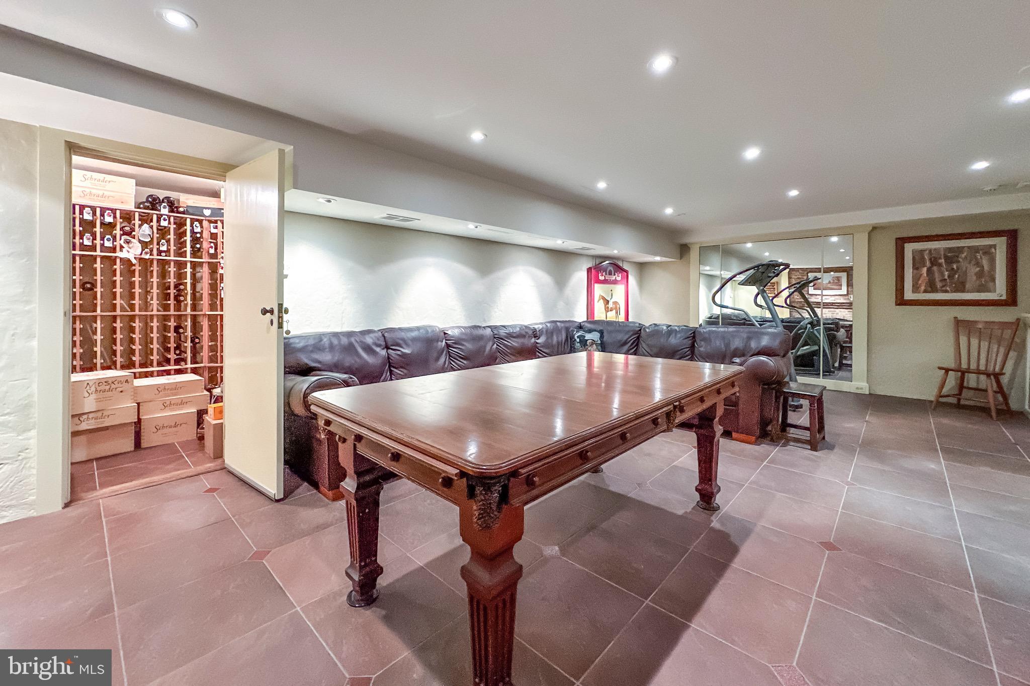 155 Hodge Rd
