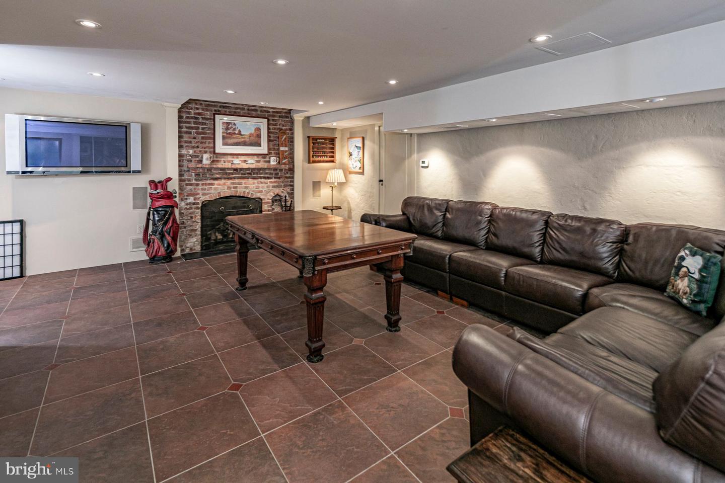 155 Hodge Rd