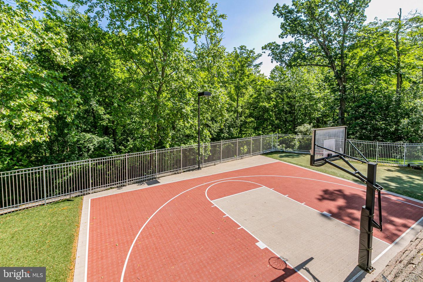 429 Wendover Dr