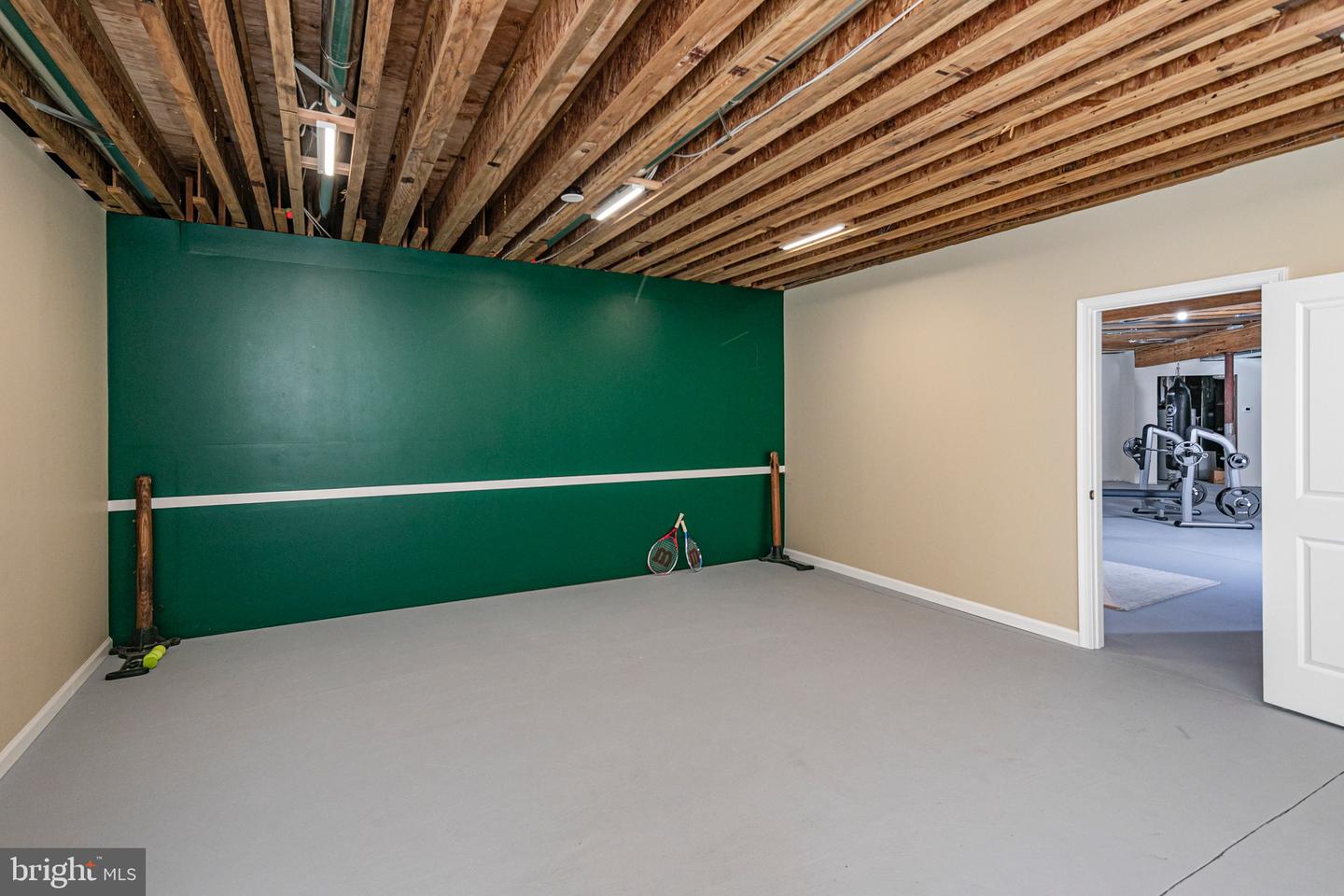 63 Greenhouse Dr