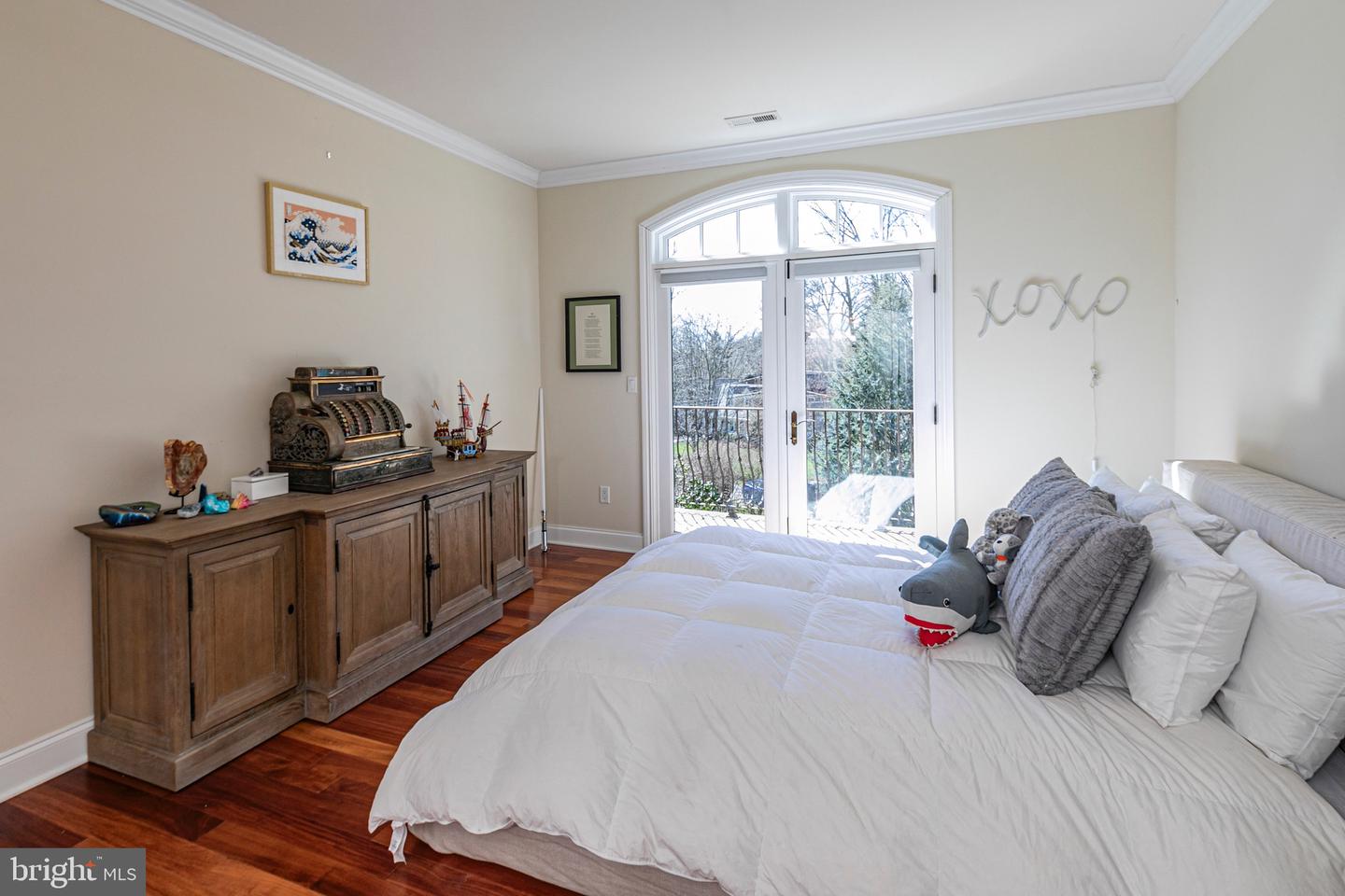 63 Greenhouse Dr
