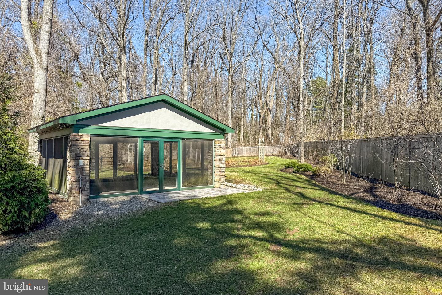 63 Greenhouse Dr