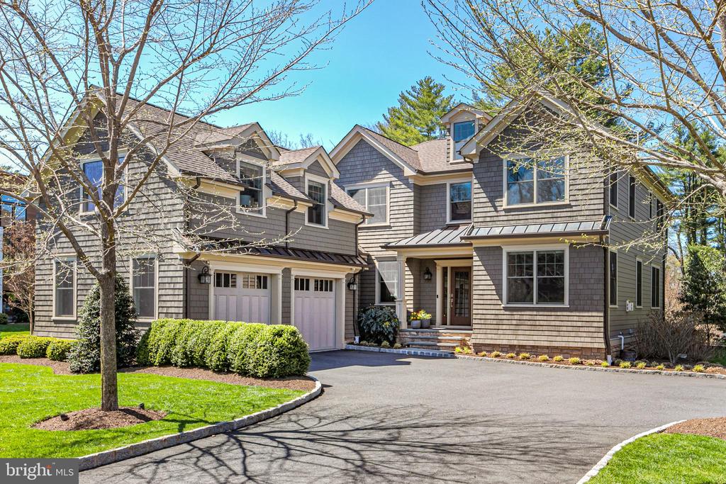528 Prospect Ave
