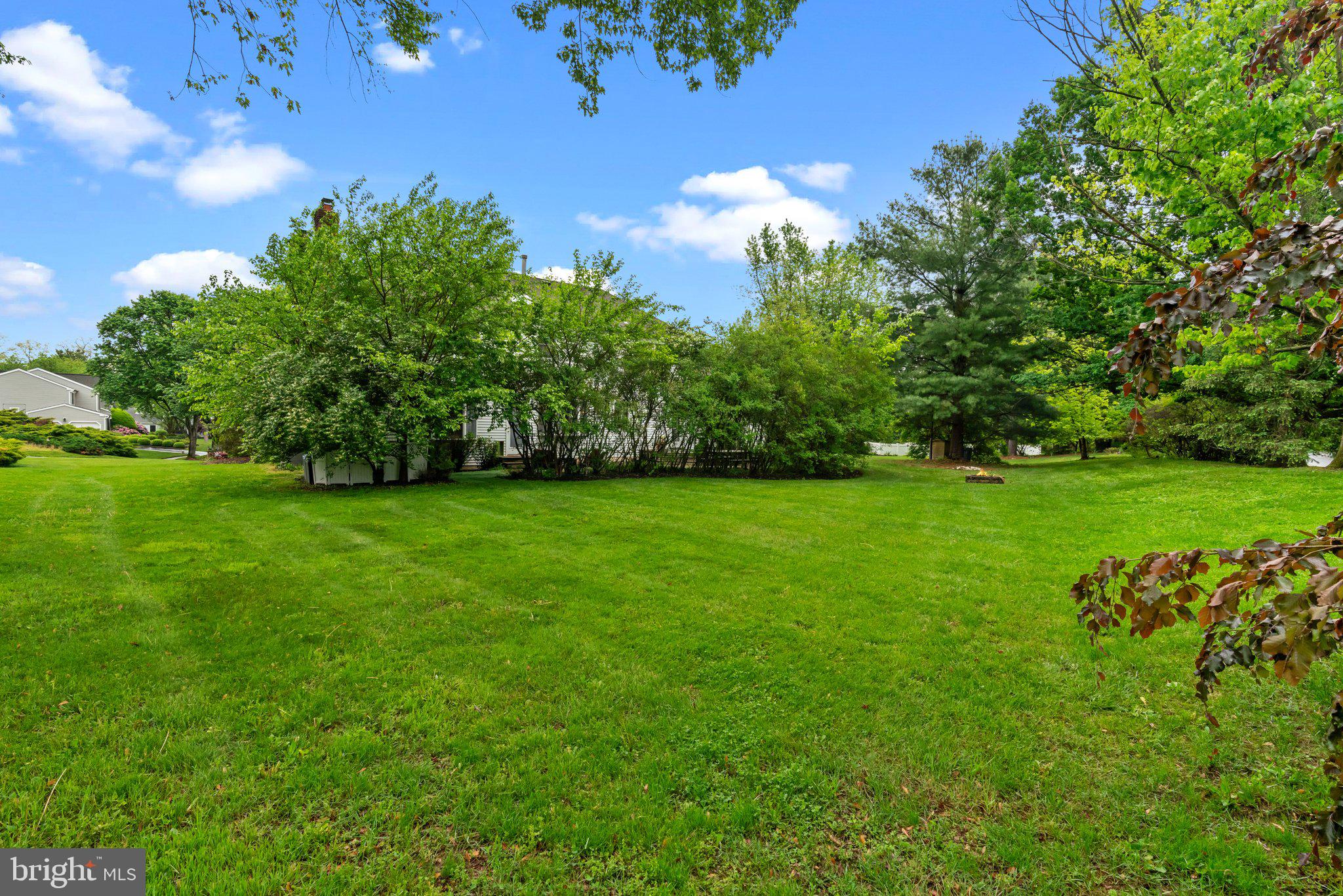 5 Stark Ct