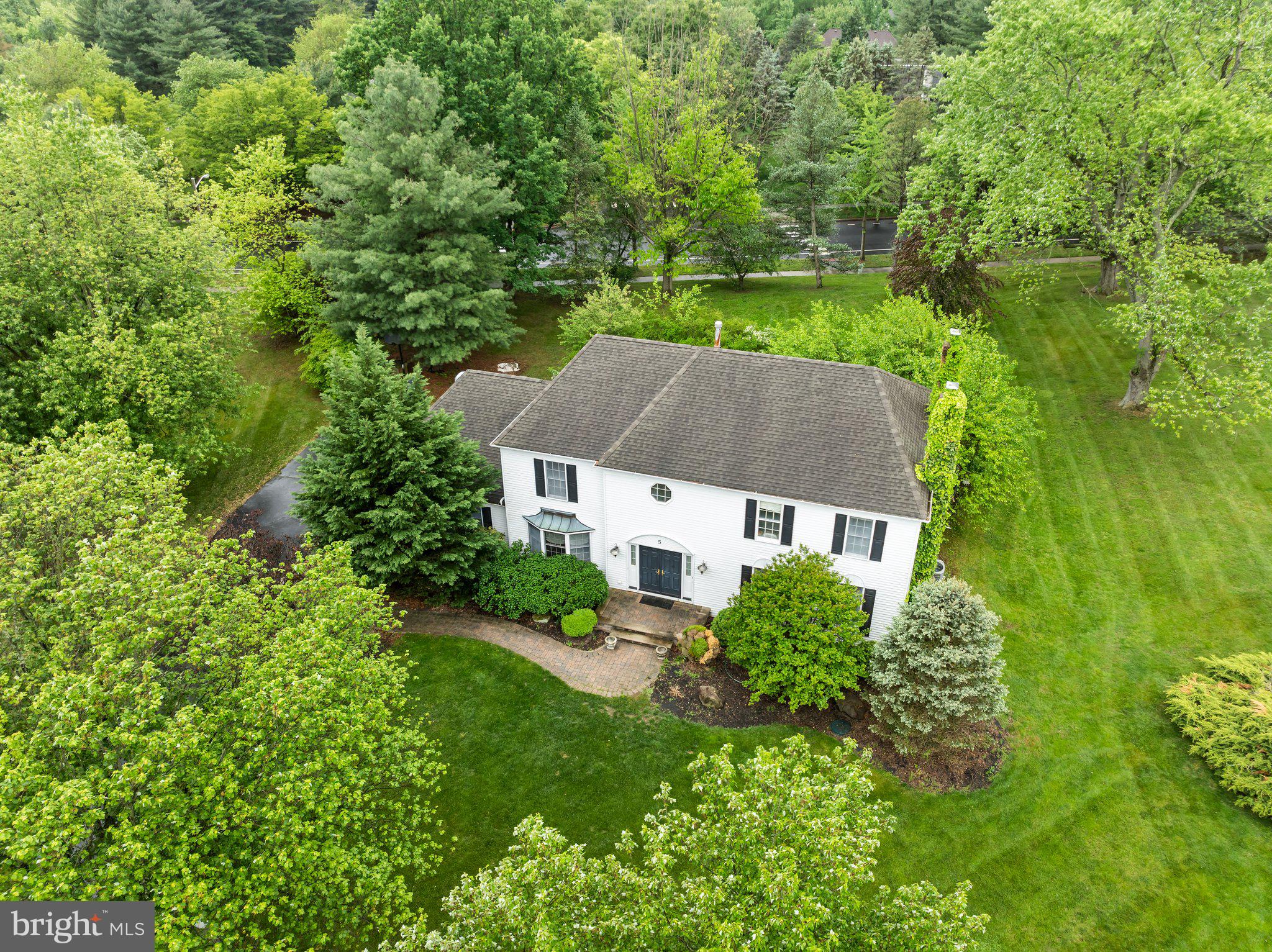 5 Stark Ct