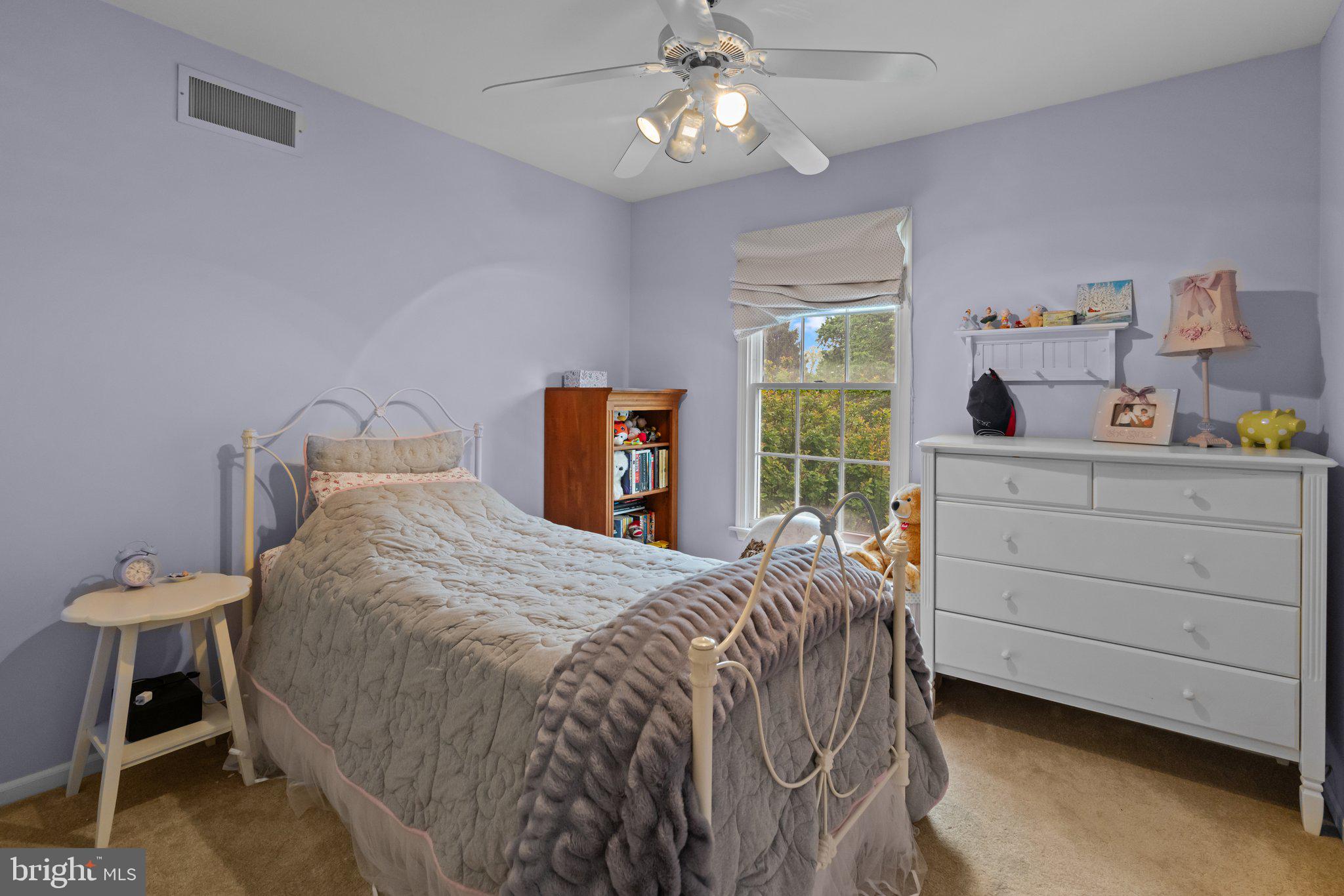 5 Stark Ct