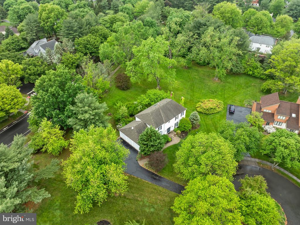 5 Stark Ct