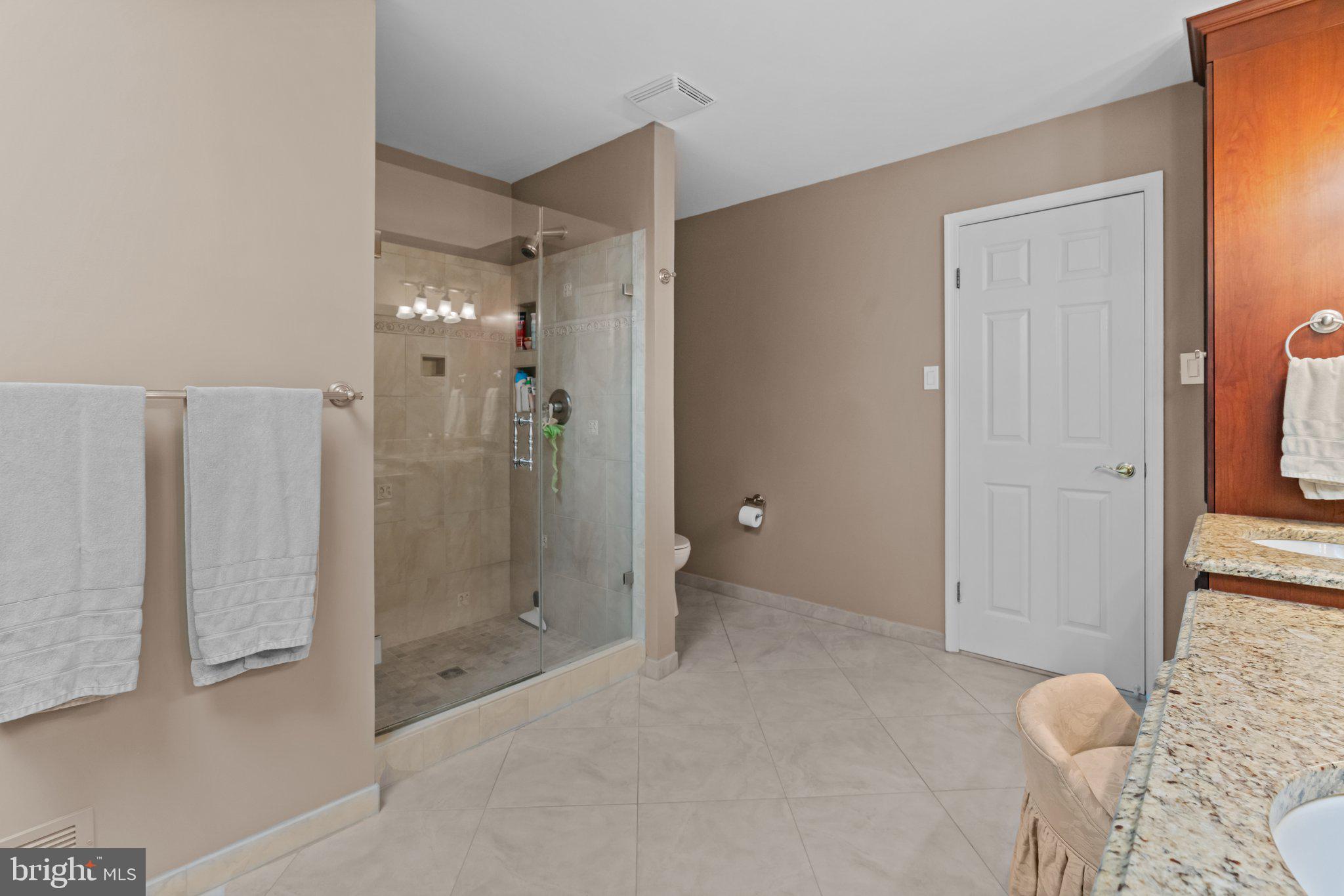 5 Stark Ct