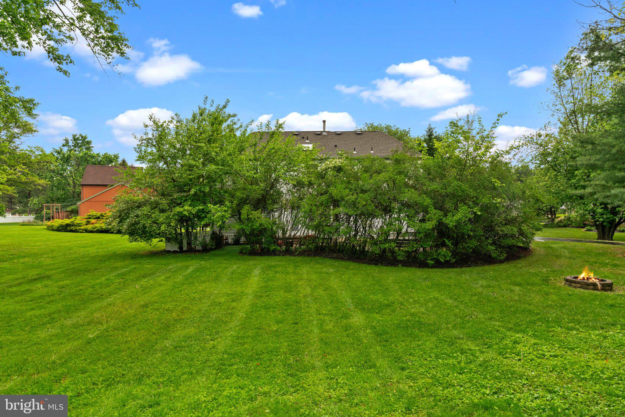 5 Stark Ct