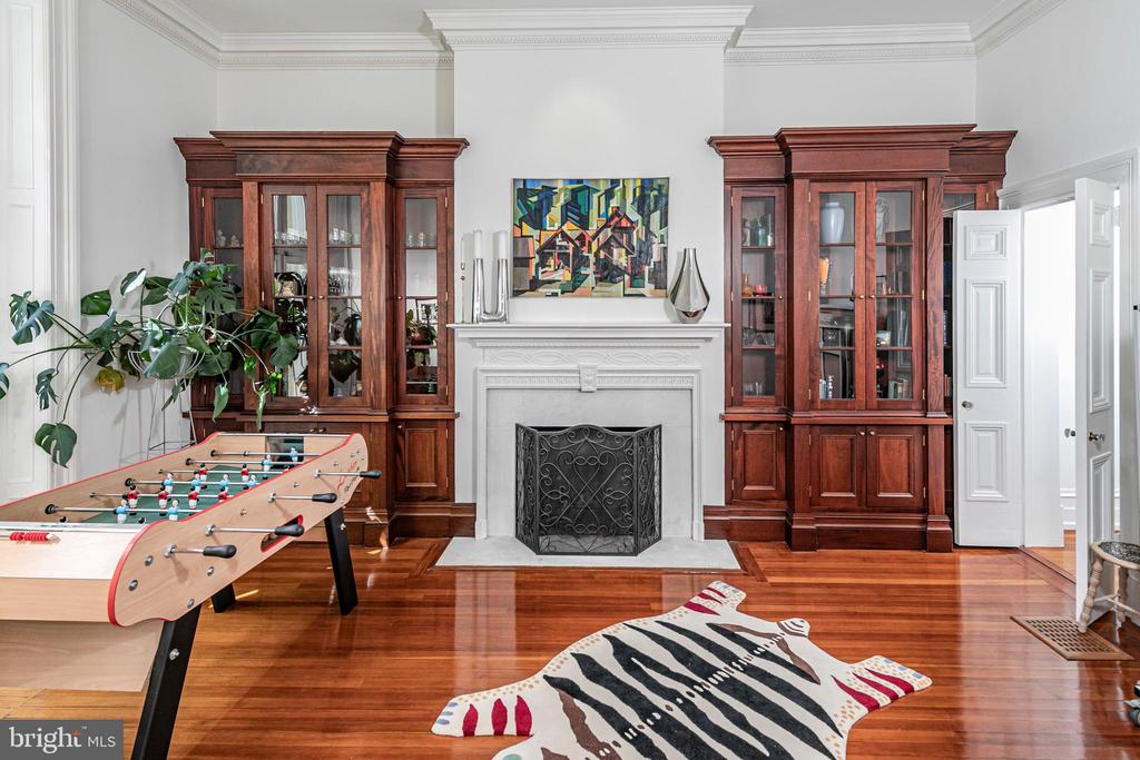 15 Hodge Rd