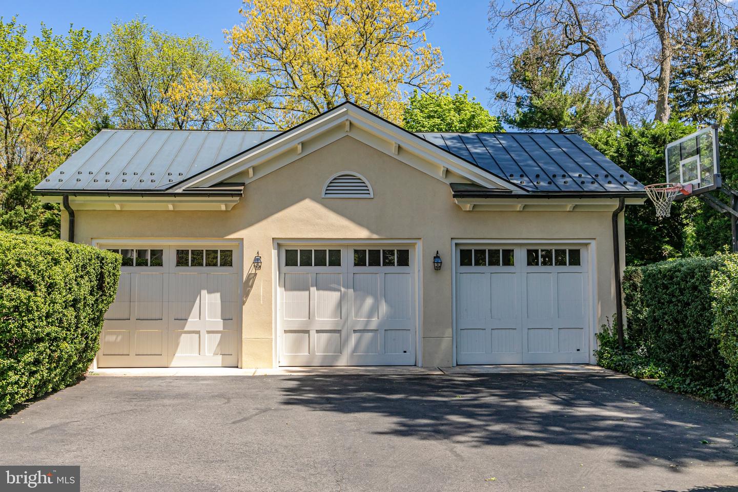 15 Hodge Rd