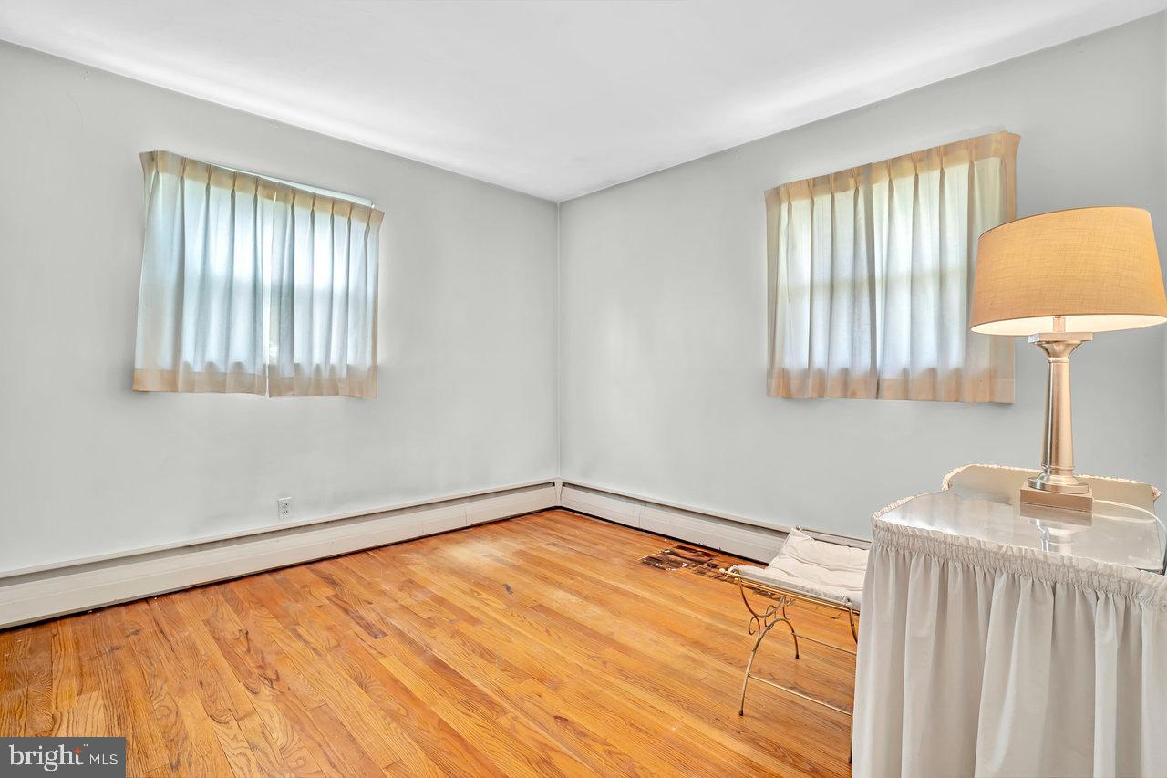 10 Fairview Rd