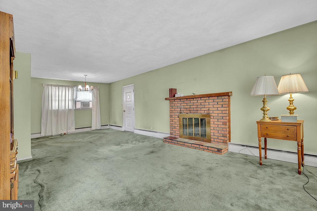 10 Fairview Rd