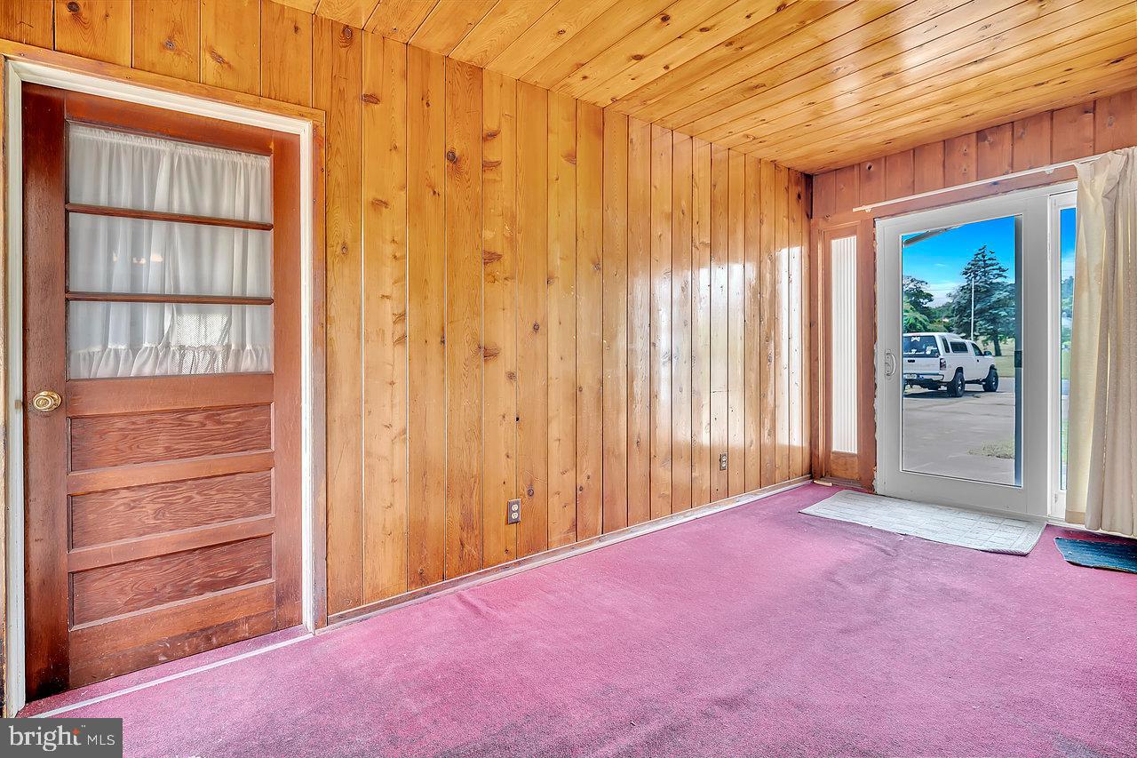 10 Fairview Rd