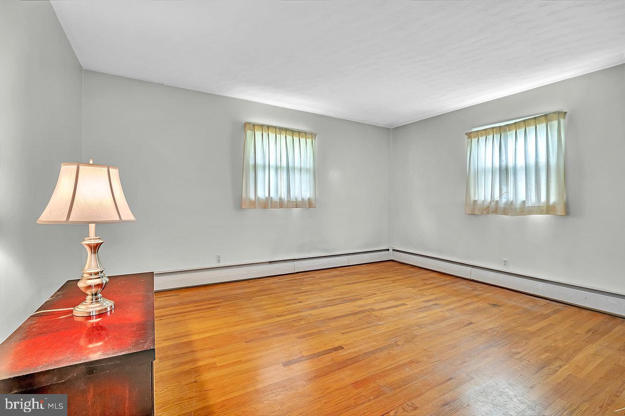 10 Fairview Rd