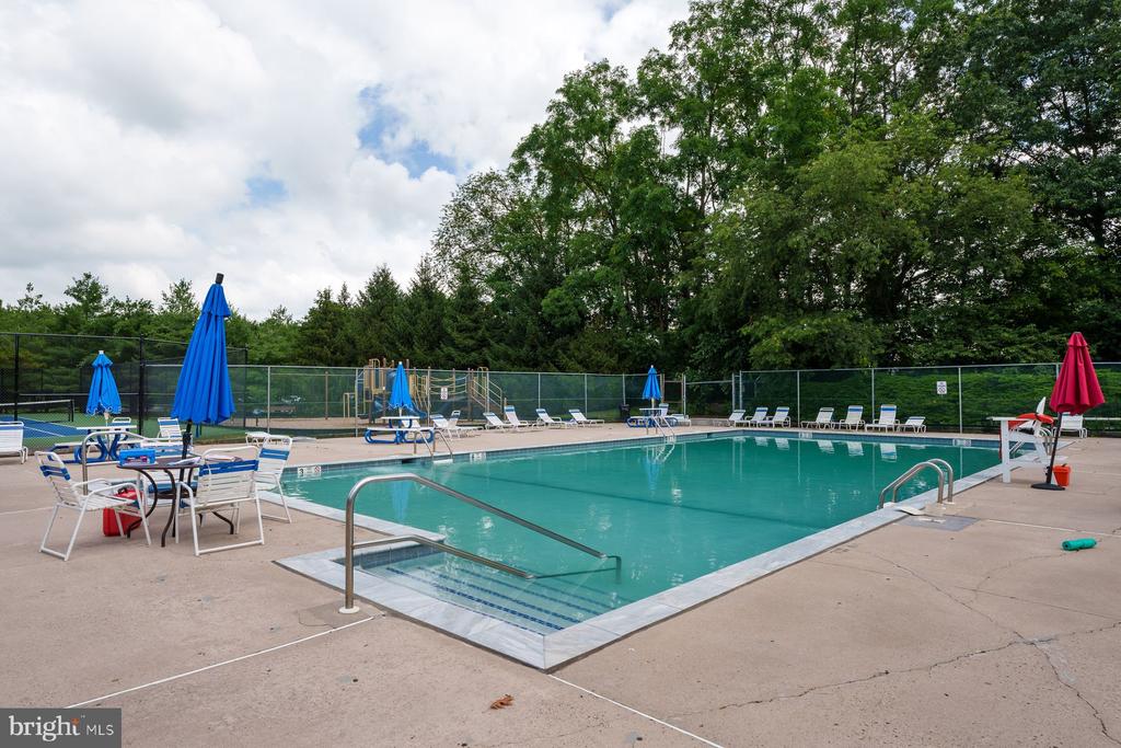 13 Voscek Ct