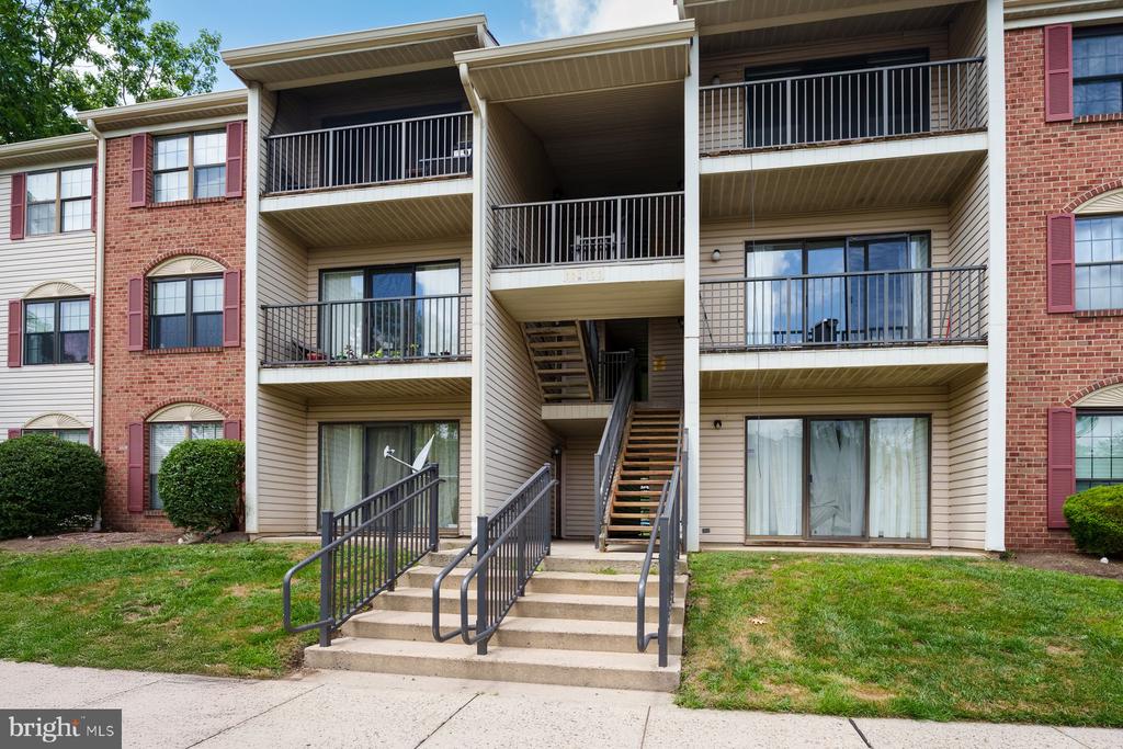 13 Voscek Ct