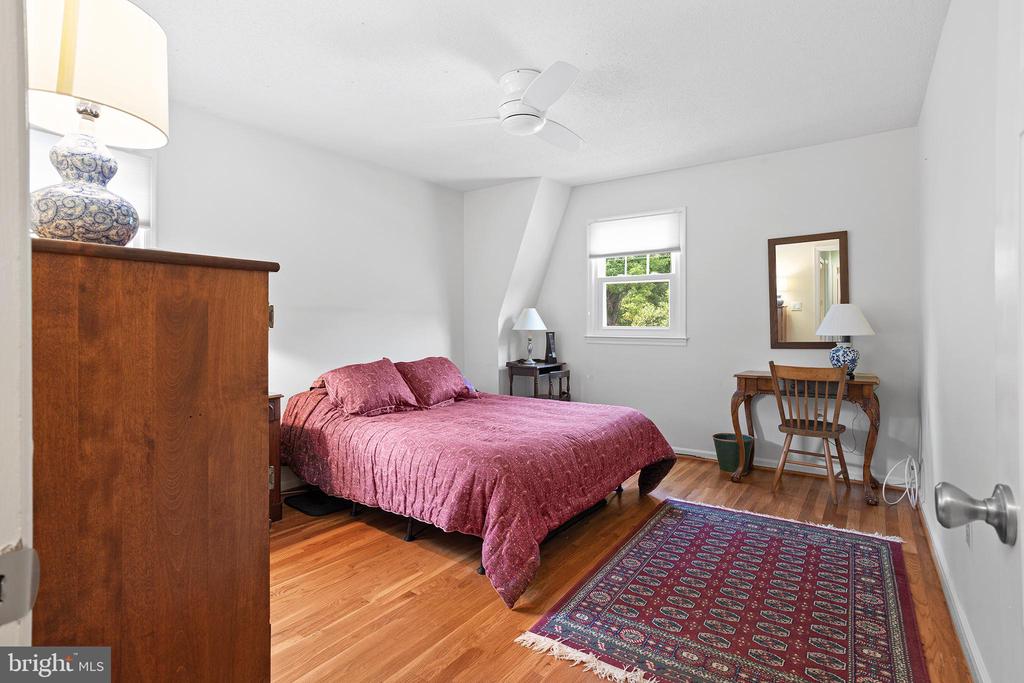 20 SPRINGWOOD