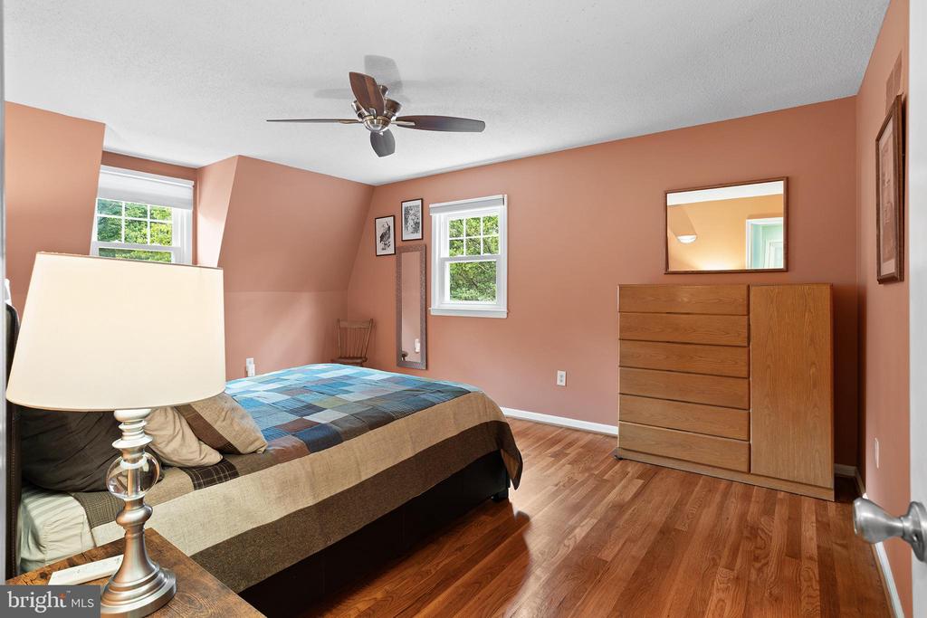 20 SPRINGWOOD