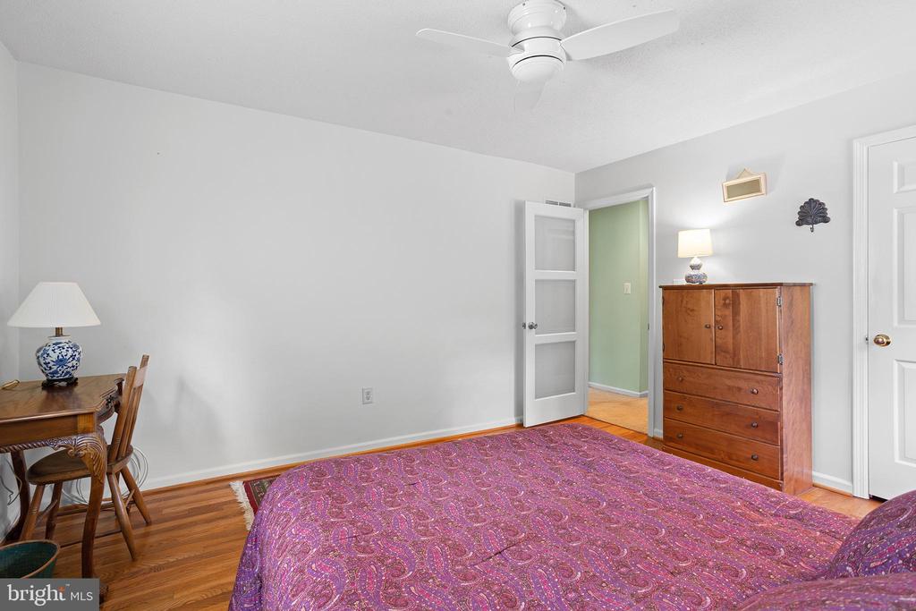20 SPRINGWOOD